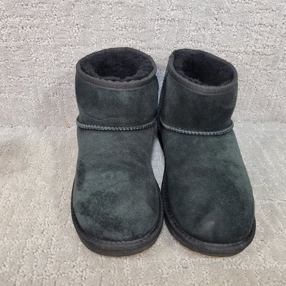 UGG Classic Mini II Women's Size 5 Black Suede Slip On Ankle Boot - Picture 2 of 10